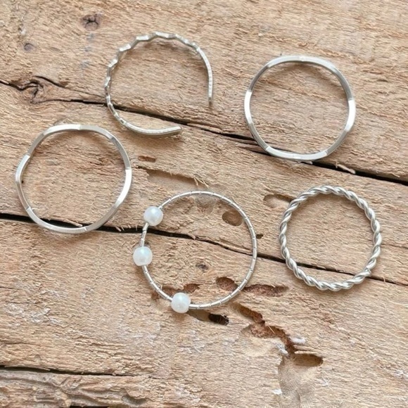 5 pcs Faux Pearl Textured Ring Set Silver Plated - Picture 9 of 13